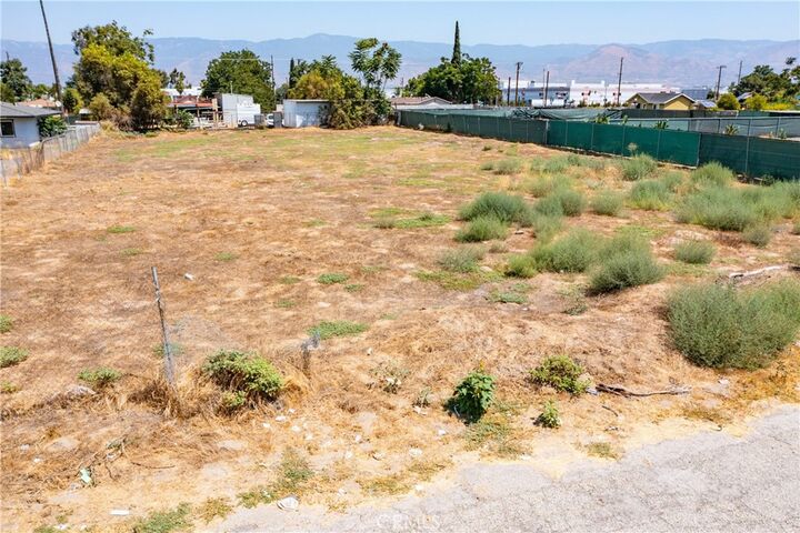 Property Photo:  603 San Jacinto  CA 92408 