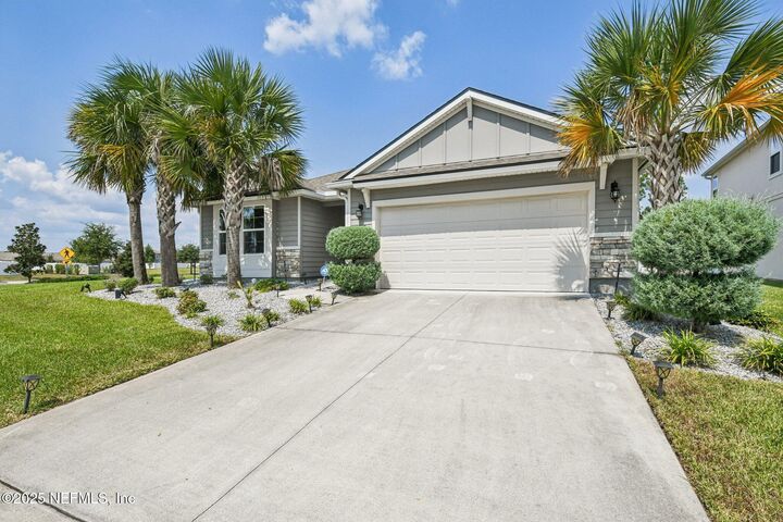 Property Photo:  2491 Cold Stream Lane  FL 32043 