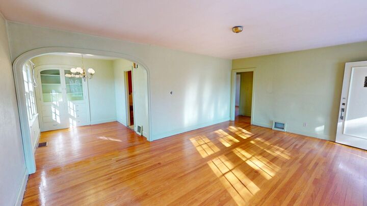 Property Photo:  140 W Sussex Avenue  MT 59801 