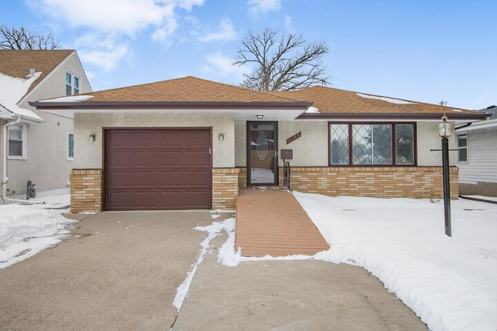 Property Photo:  1669 Clarence Street  MN 55106 