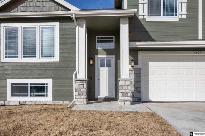 Property Photo:  4904 Sheridan Road  NE 68133 