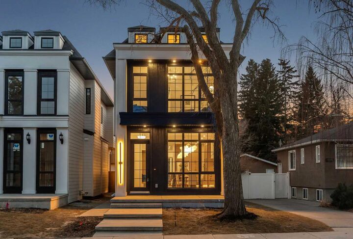 Property Photo:  1729 19 Avenue NW  AB T2M 1B4 