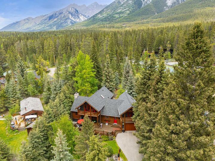 Property Photo:  216 Bow River Drive  AB T1W 2W2 