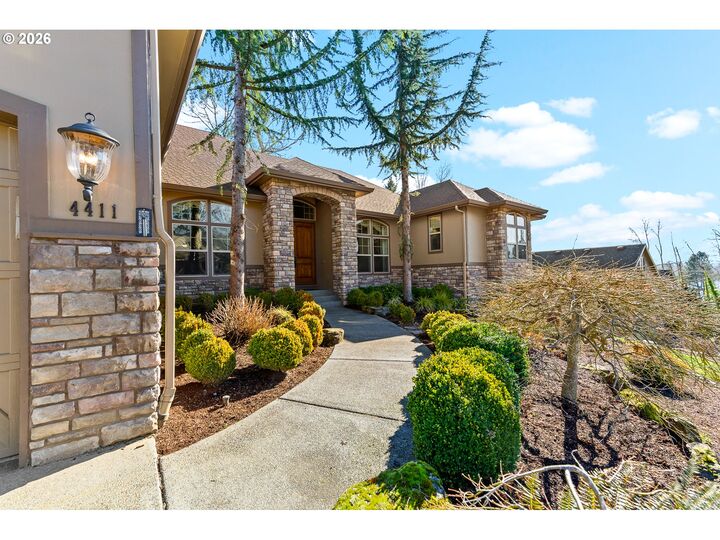 Property Photo:  4411 SE 169th Ct  WA 98683 