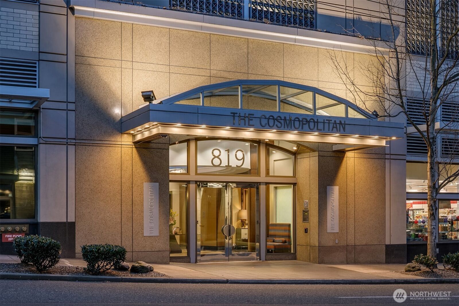 Property Photo: 819 Virginia Street 3206 WA 98101