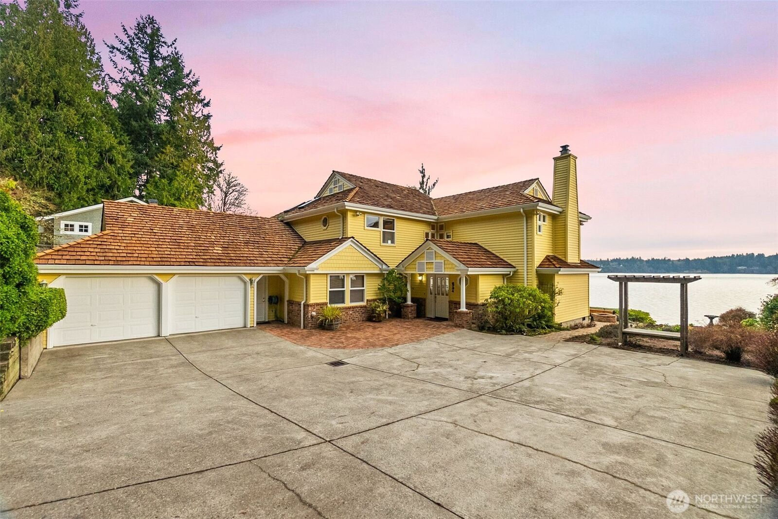 Property Photo:  6734  Klein Street NW  WA 98502 
