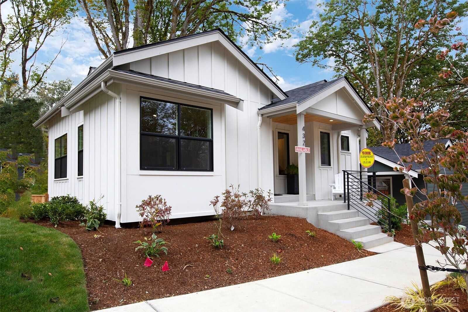 Property Photo: 434 20th Ave WA 98033