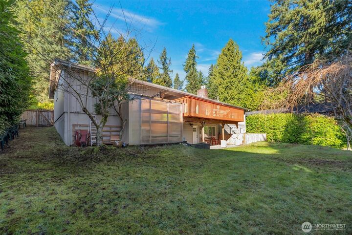 Property Photo:  2840  108th Avenue SE  WA 98004 