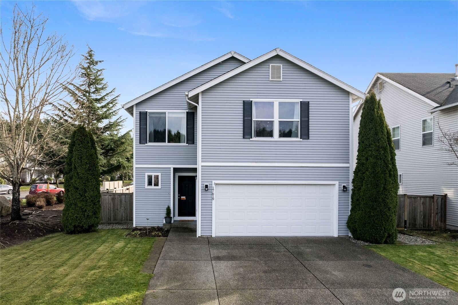 Property Photo:  17619  Silver Creek Avenue E  WA 98375 