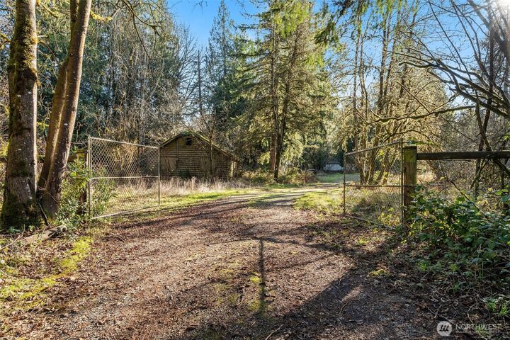 Property Photo:  10714  180th Street SE  WA 98296 