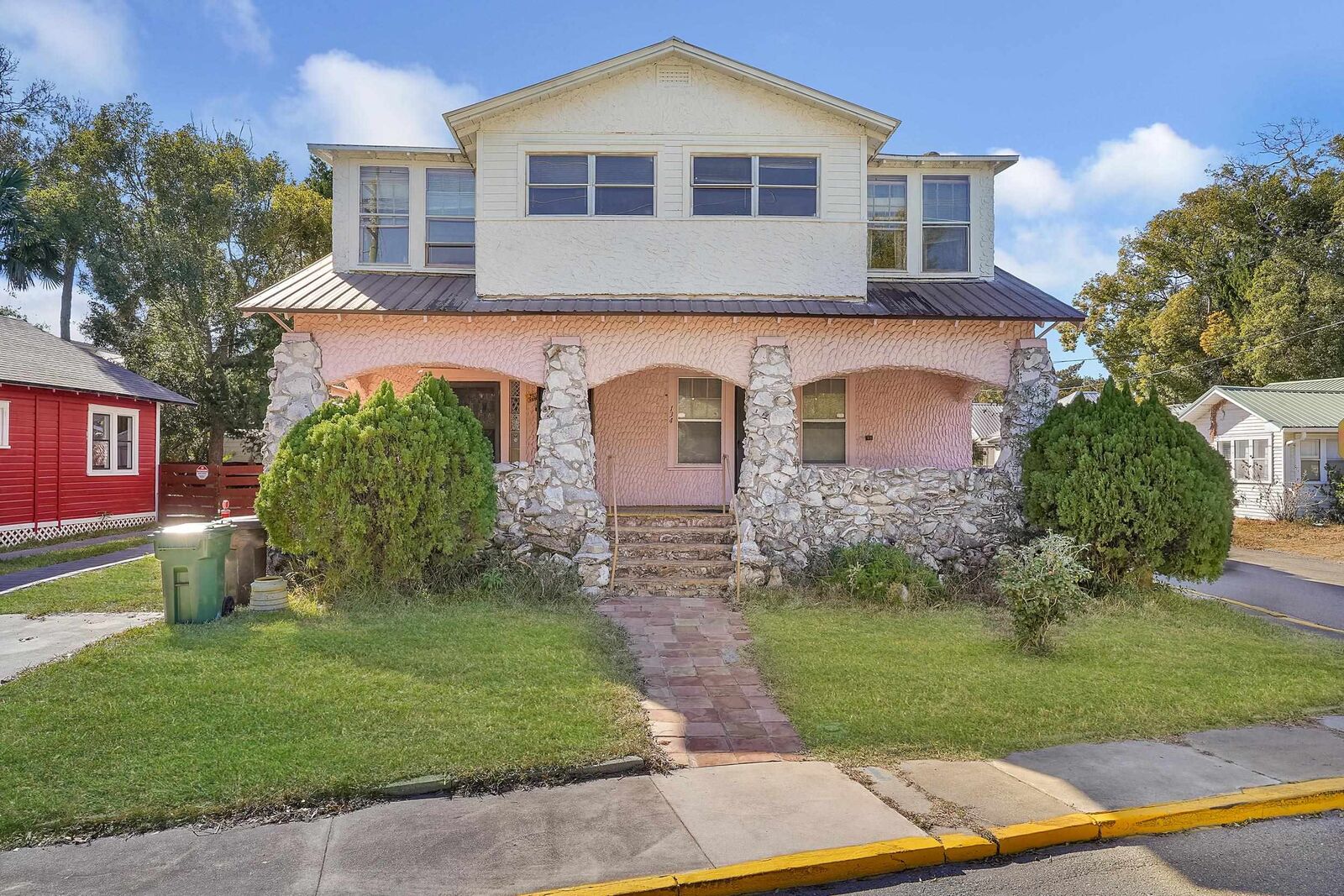 Property Photo: 134 Washington St FL 32084