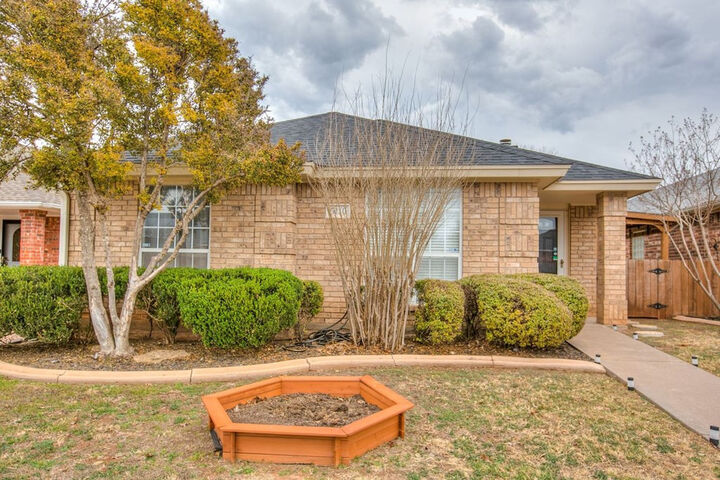 Property Photo:  5110 Oak Grove Boulevard  TX 76904 