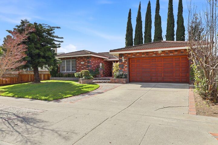 Property Photo: 6723 Altiplano Way CA 95119