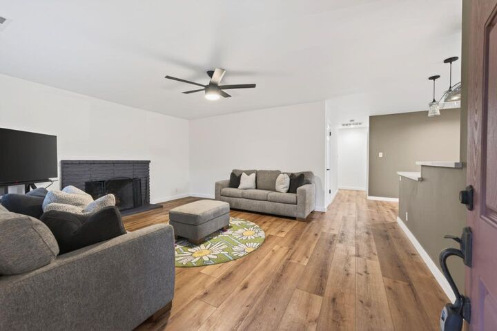 Property Photo:  515 West Dunne Avenue  CA 95037 