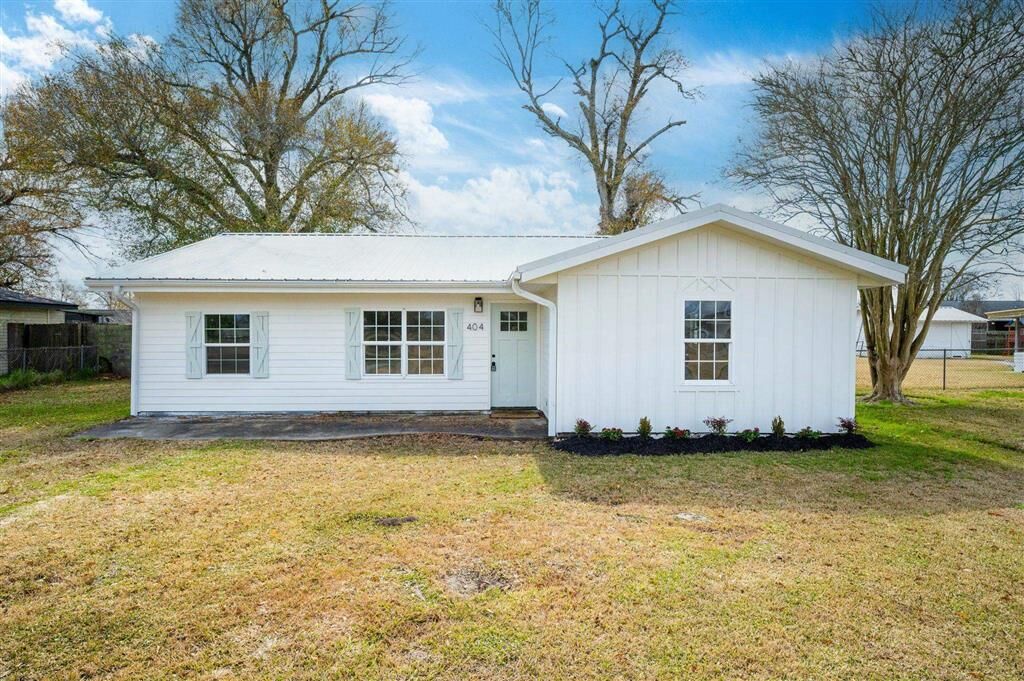 Property Photo:  404 Arabie Rd Road  LA 70607 