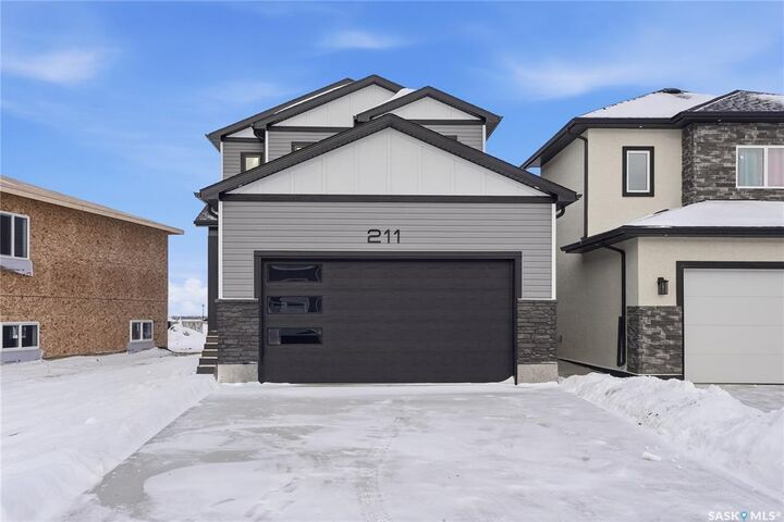 Photo de la propriété:  211 Sharma Lane  SK S7W 1K7 