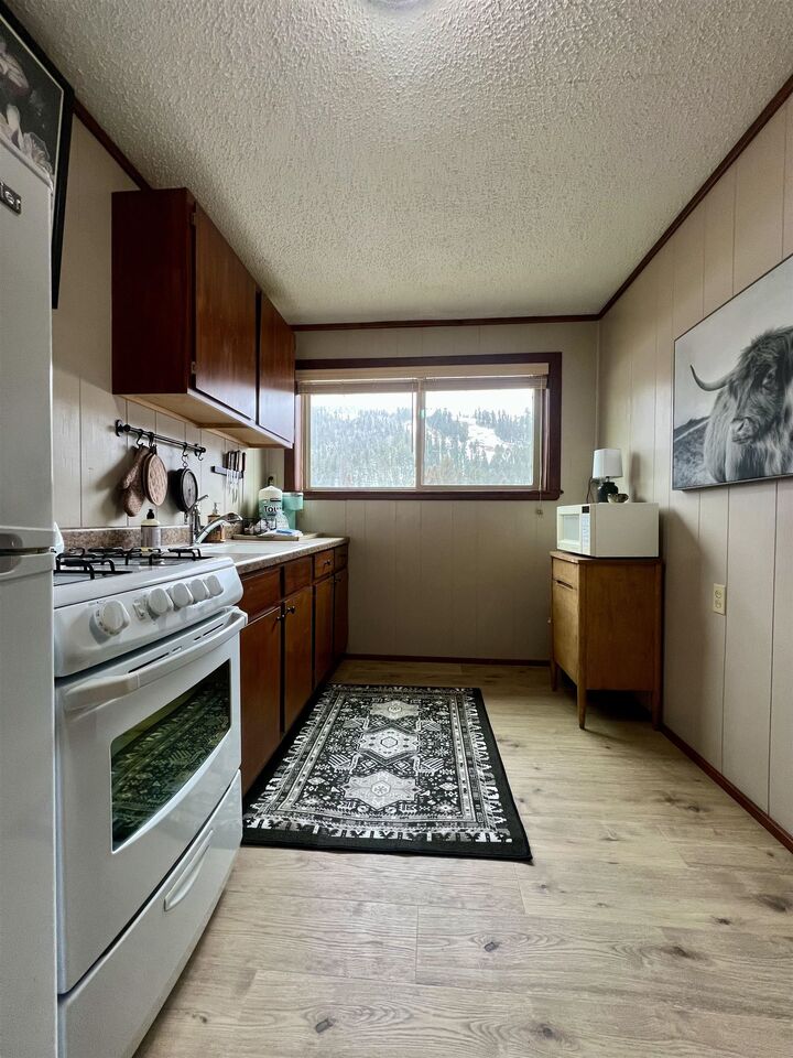 Property Photo:  90 N Independence 10 And 11  NM 87558 