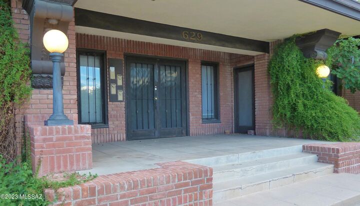 Property Photo:  629 N 7th Avenue  AZ 85705 