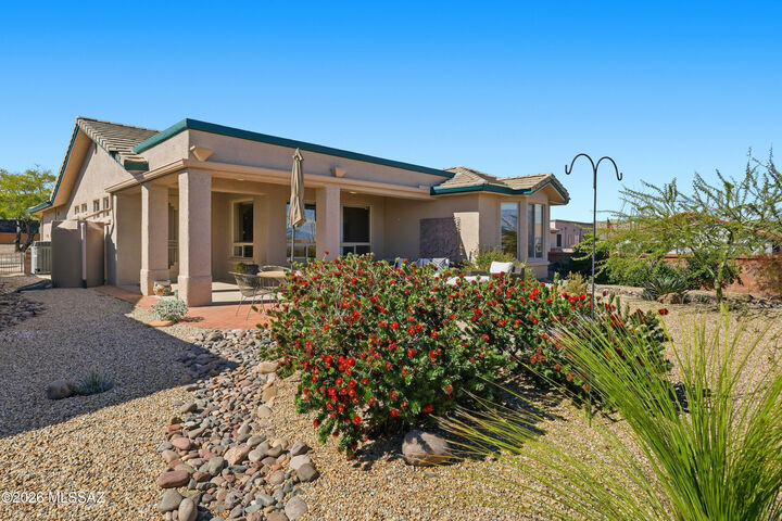 Property Photo:  306 N Cape Royal Drive  AZ 85614 