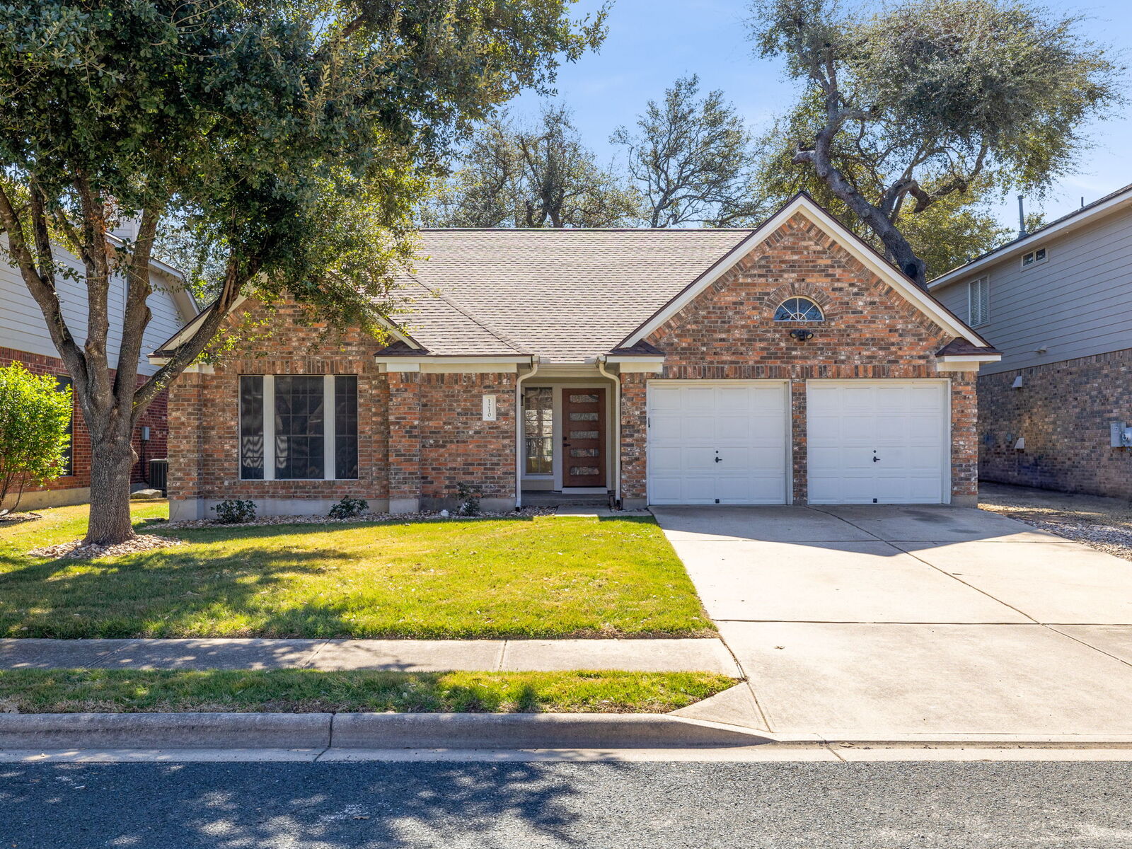 Property Photo:  1210 Boerne Drive  TX 78613 