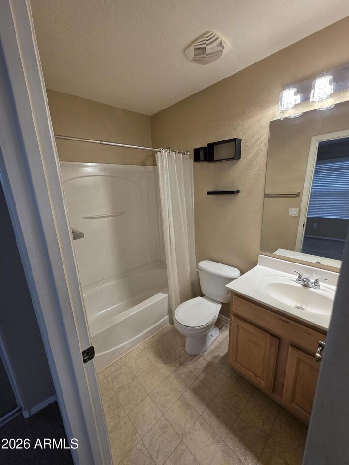 Property Photo:  942 W Aspen Way W  AZ 85233 