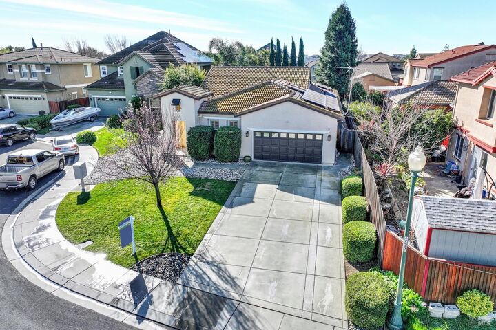 Property Photo: 3007 Norwich Court CA 95687