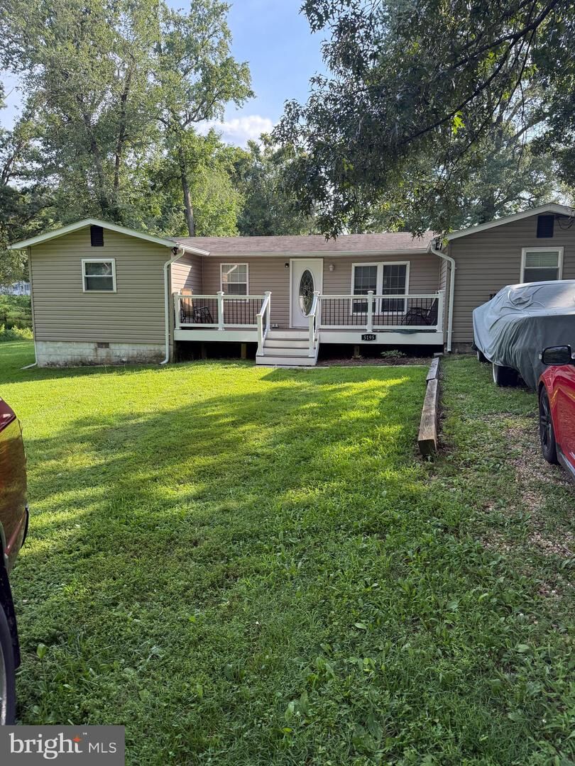 Property Photo: 5195 Creeds Mill Road MD 20658