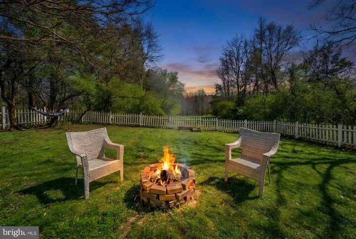 Property Photo: 522 White Oak Road VA 22405