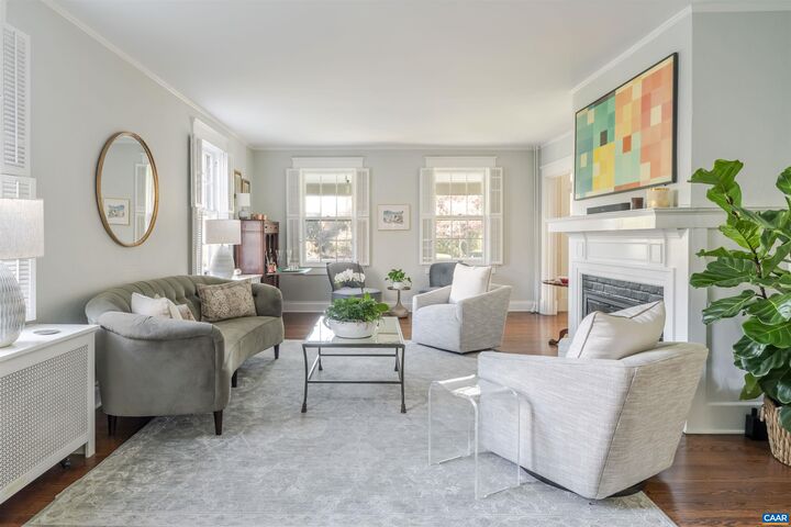 Property Photo: 1826 Wayside Pl VA 22903