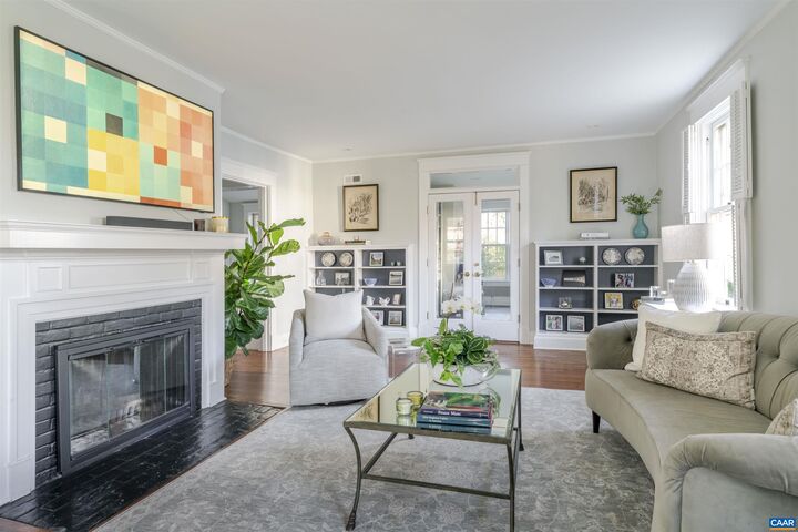 Property Photo:  1826 Wayside Pl  VA 22903 