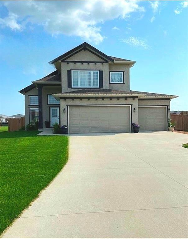 Property Photo:  20 Fourth Avenue  MB R0G 0A2 