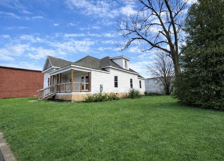 Property Photo:  429 Glenwood Avenue  GA 30721 