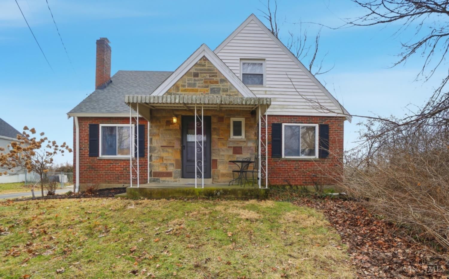 Property Photo: 3631 Semloh Avenue OH 45247