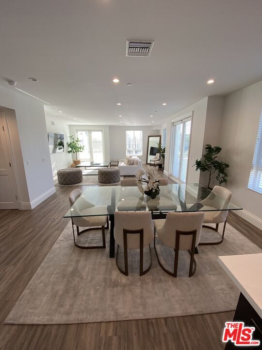 Property Photo: 8700 Chalmers Dr CA 90035