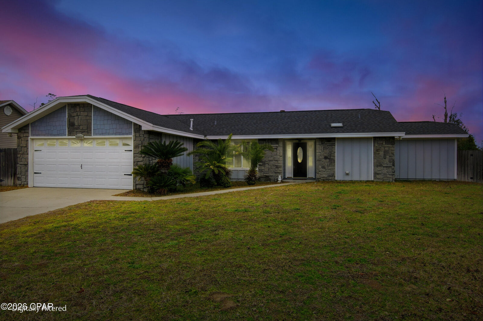 Property Photo:  1604 E 13th Plaza  FL 32444 