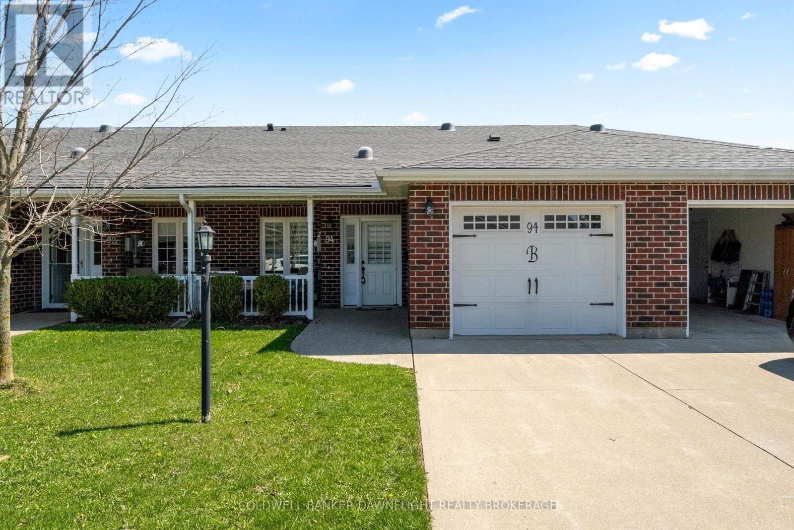 Property Photo:  94 Redford Drive  ON N0M 1S3 