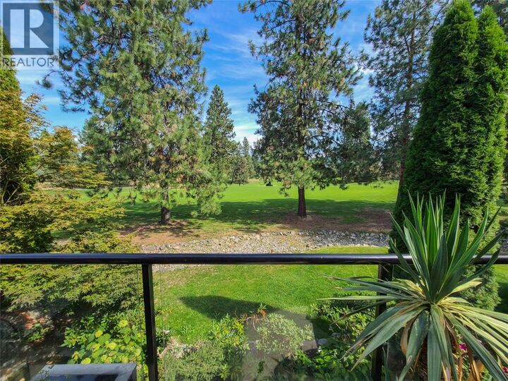 Photo de la propriété:  3897 Gallaghers Other  BC V1W 3Z9 