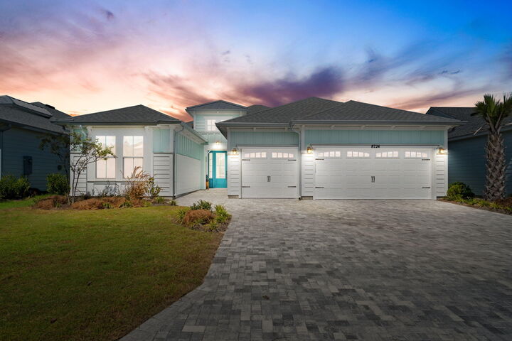 Property Photo: 8724 Lime Drive FL 32413