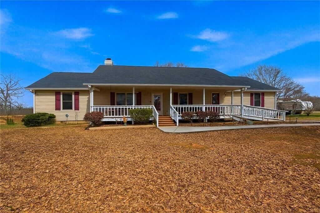 Property Photo:  298 Trestle Road  GA 30248 