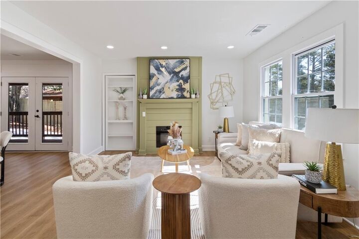 Property Photo: 1673 Altadena Place SW GA 30311