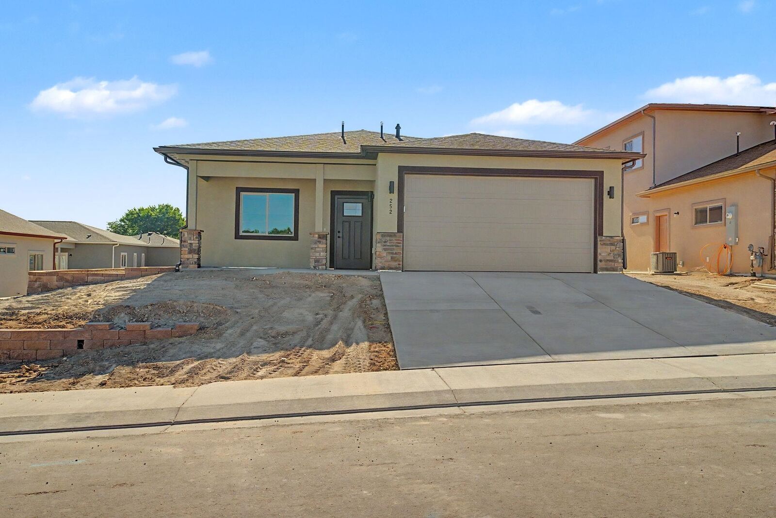 Property Photo:  252 Sasha Street  CO 81503 
