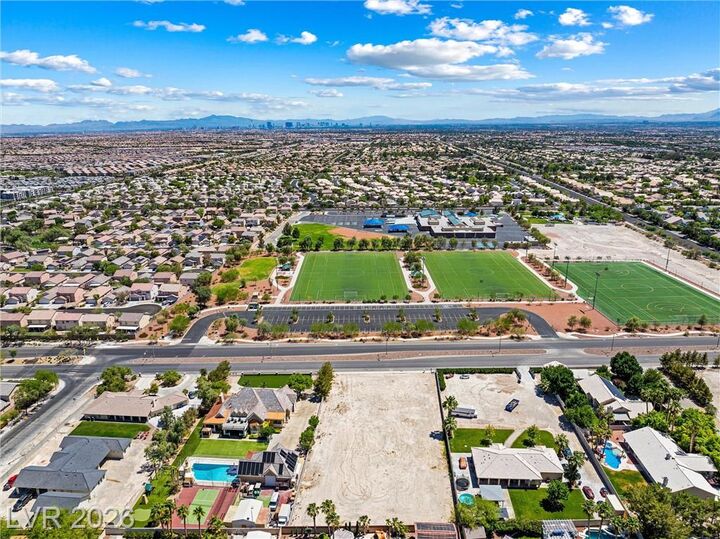 Property Photo:  5200 Grand Teton Drive  NV 89131 