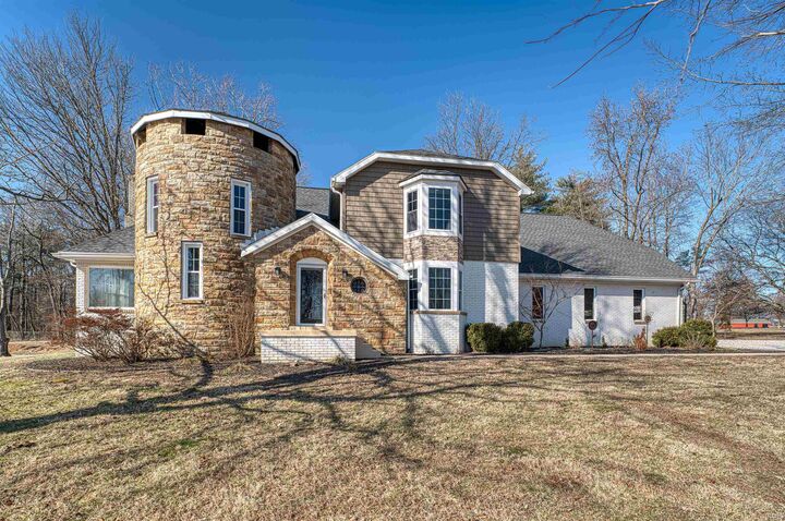 Property Photo:  6240 Oak Hill Road  IN 47711 