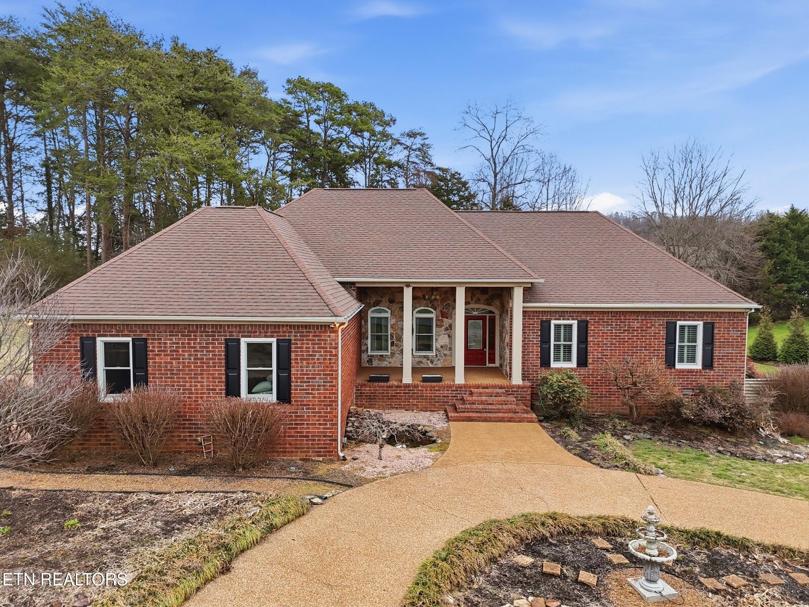 Property Photo:  350 River Chase Rd  TN 37772 
