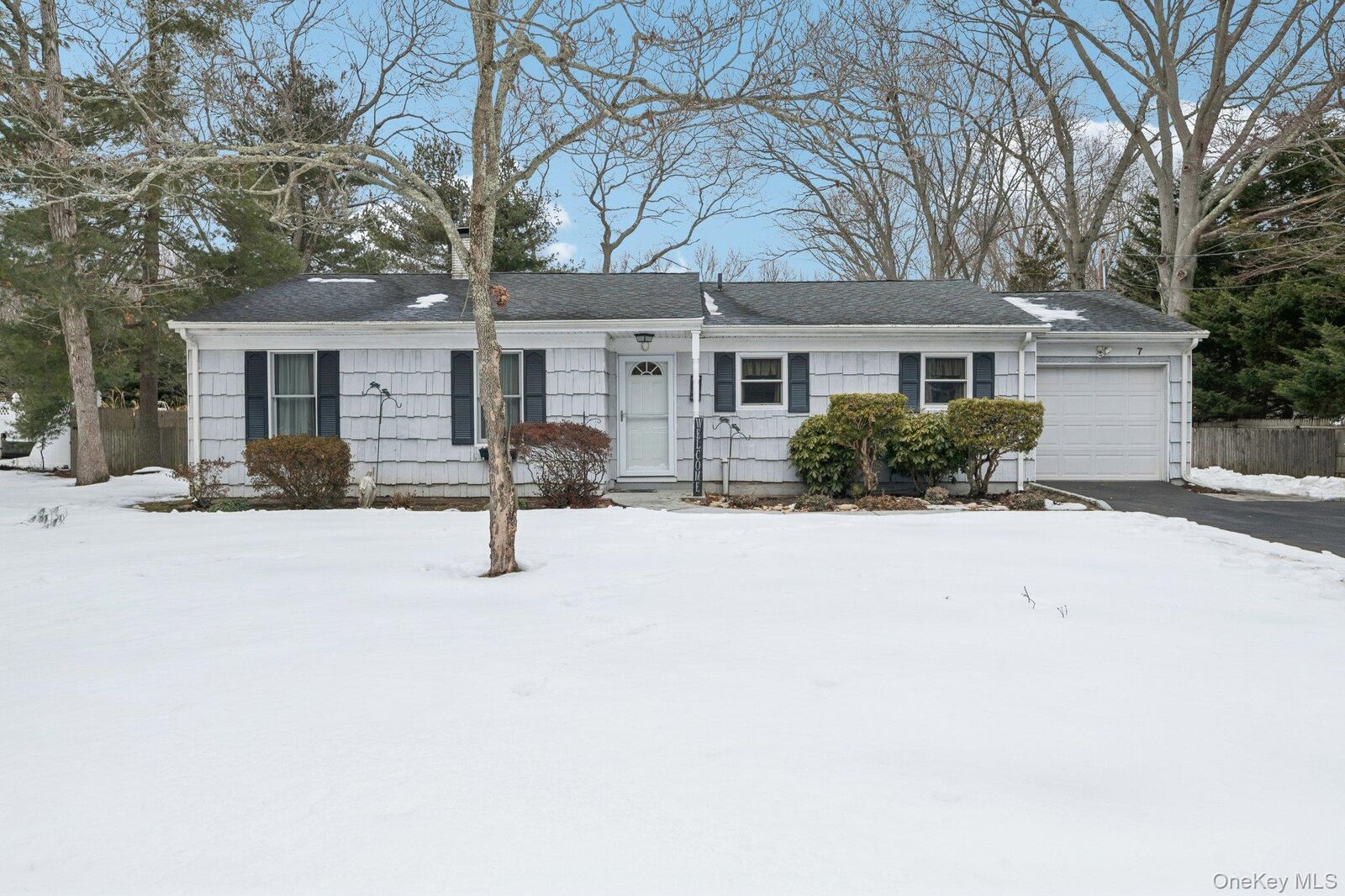 Property Photo:  7 Joni Drive  NY 11766 