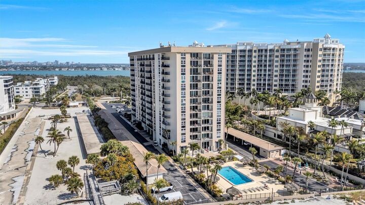 Property Photo:  1212 Benjamin Franklin Drive 1001  FL 34236 