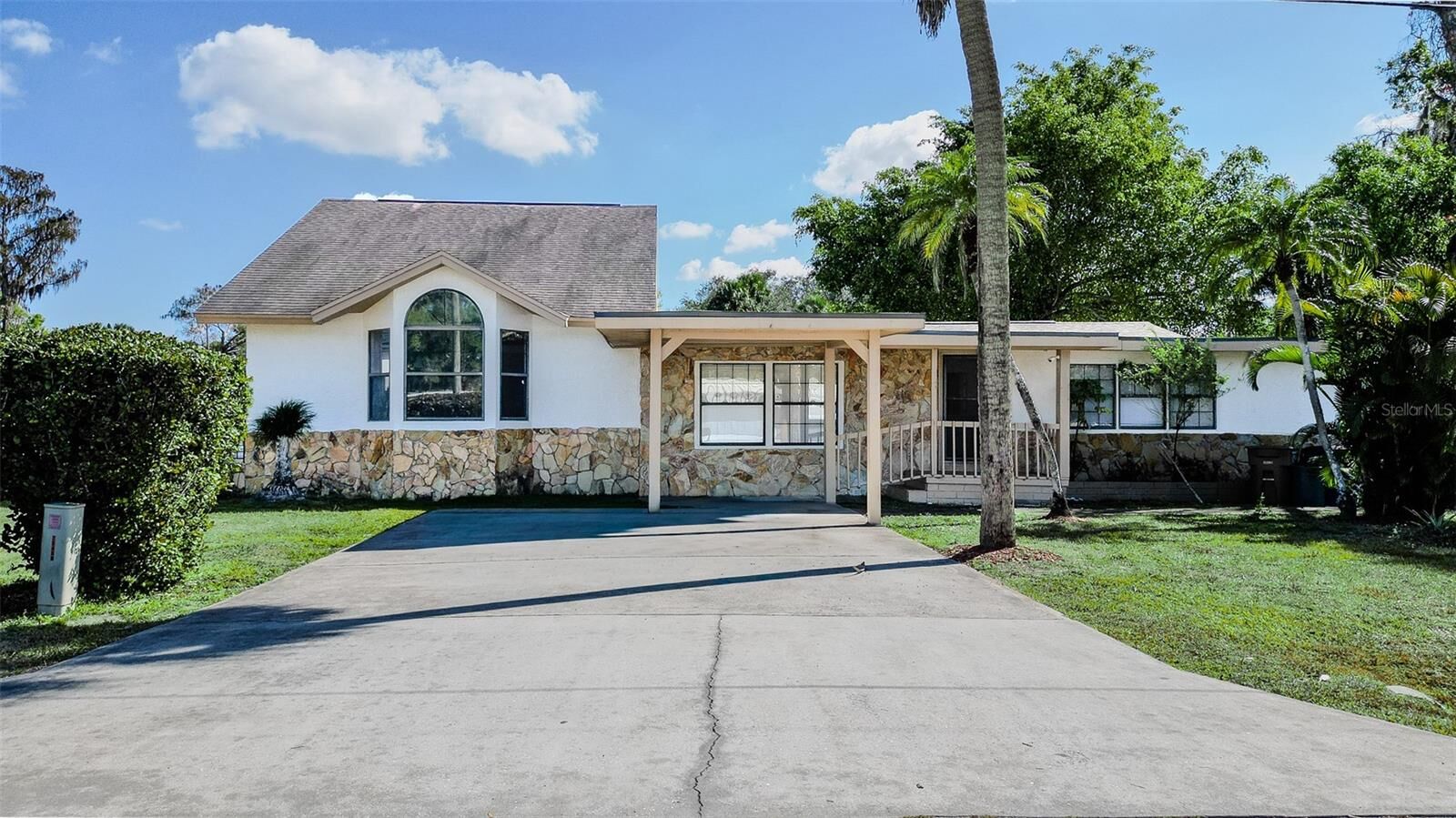 Property Photo: 599 Carolina Avenue FL 33905