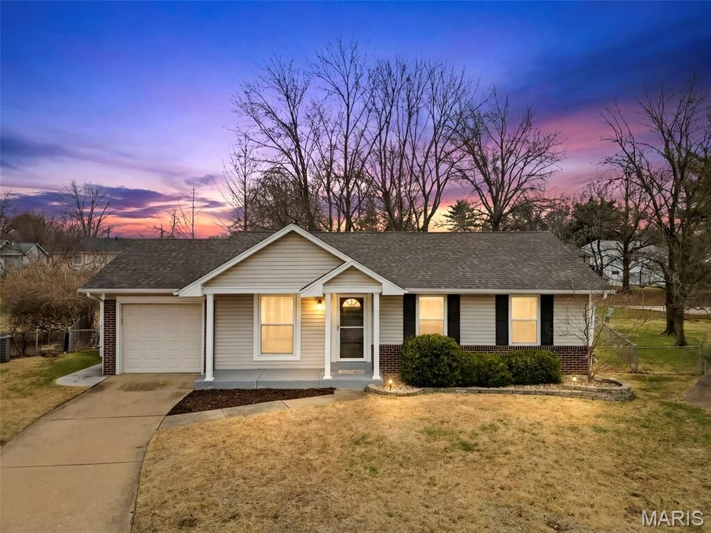 Property Photo:  11950 Meadow Grove Court  MO 63043 