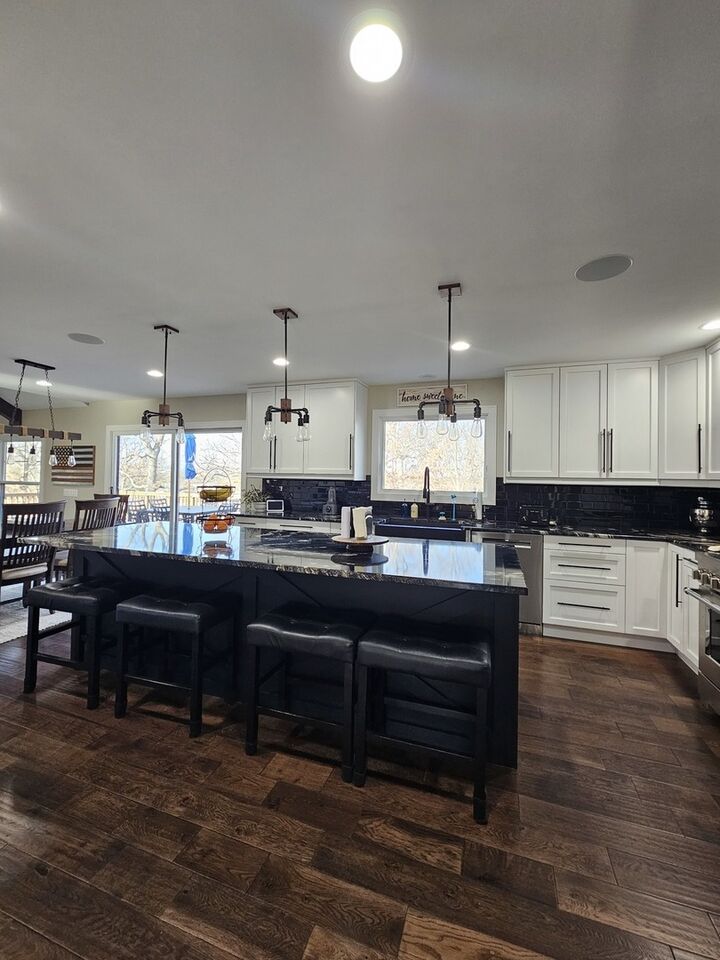 Property Photo: 3N805 Town Hall Road IL 60175