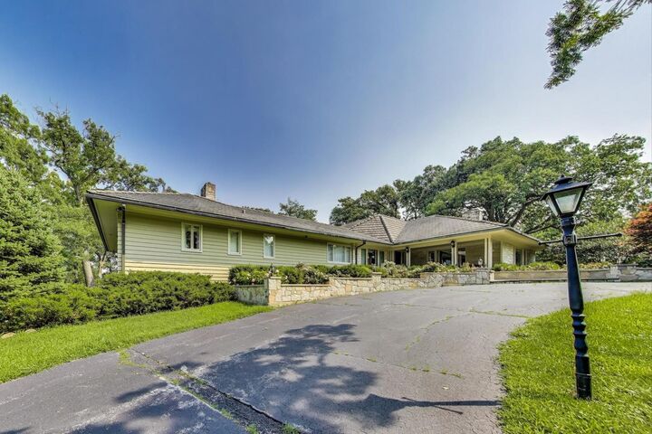 Property Photo: 6500 Shady Lane IL 60527